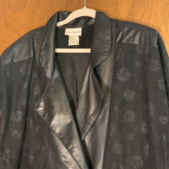 Vintage 90’s Pierre Lamonte Size 12 Black Faux Suede/Leather Lightweight Jacket - Picture 2 of 7